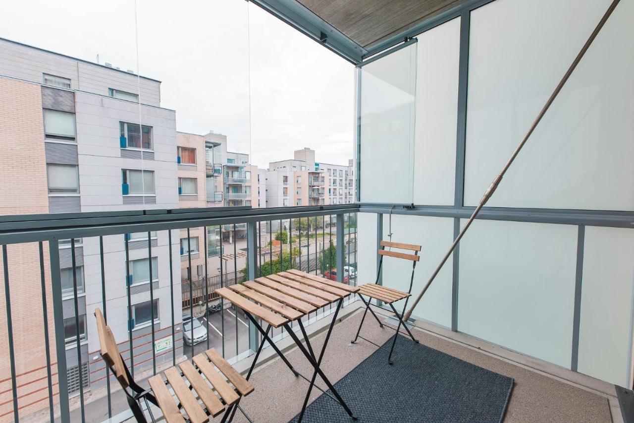 Forenom Serviced Apartments Vantaa Neilikkatie Ngoại thất bức ảnh