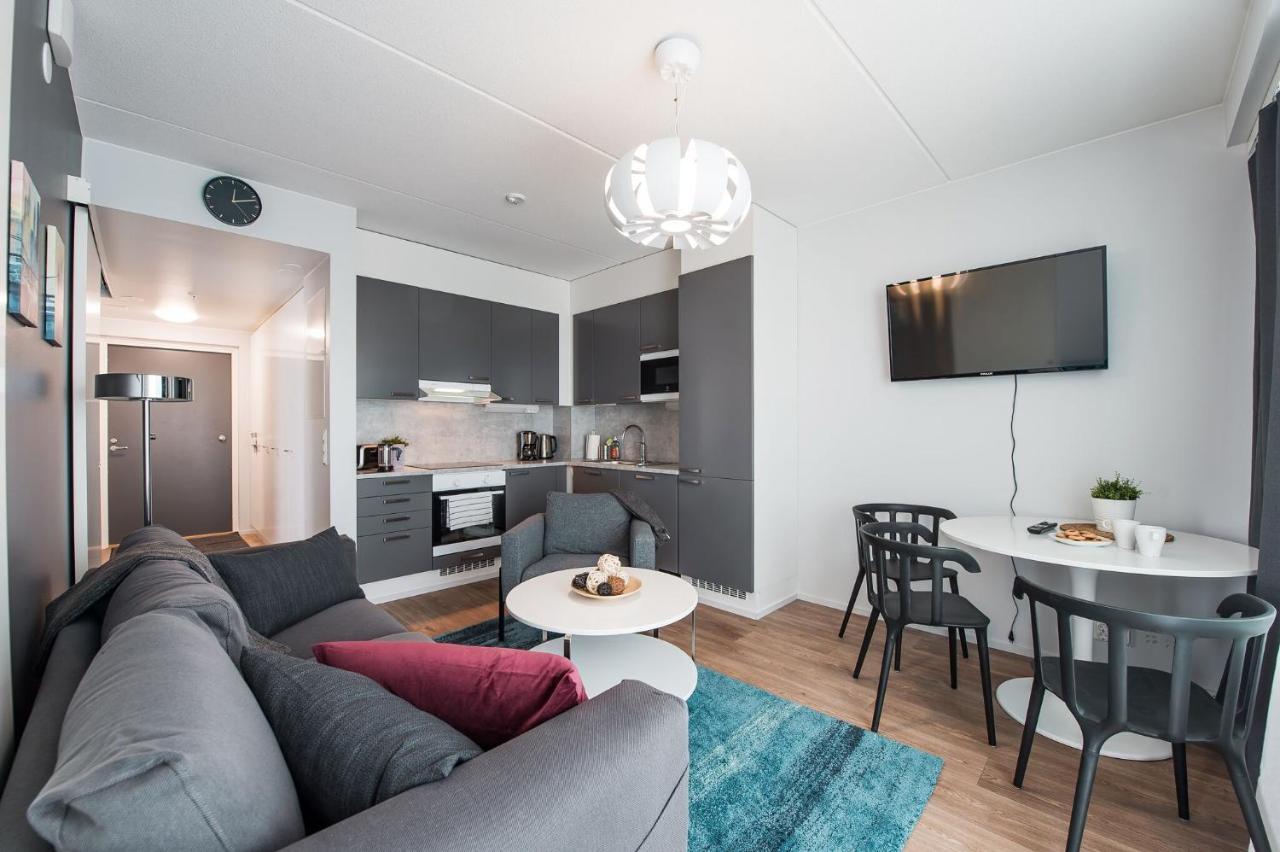 Forenom Serviced Apartments Vantaa Neilikkatie Ngoại thất bức ảnh